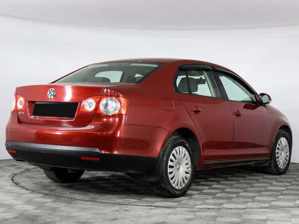Купить Volkswagen Jetta с пробегом. Фото: #2