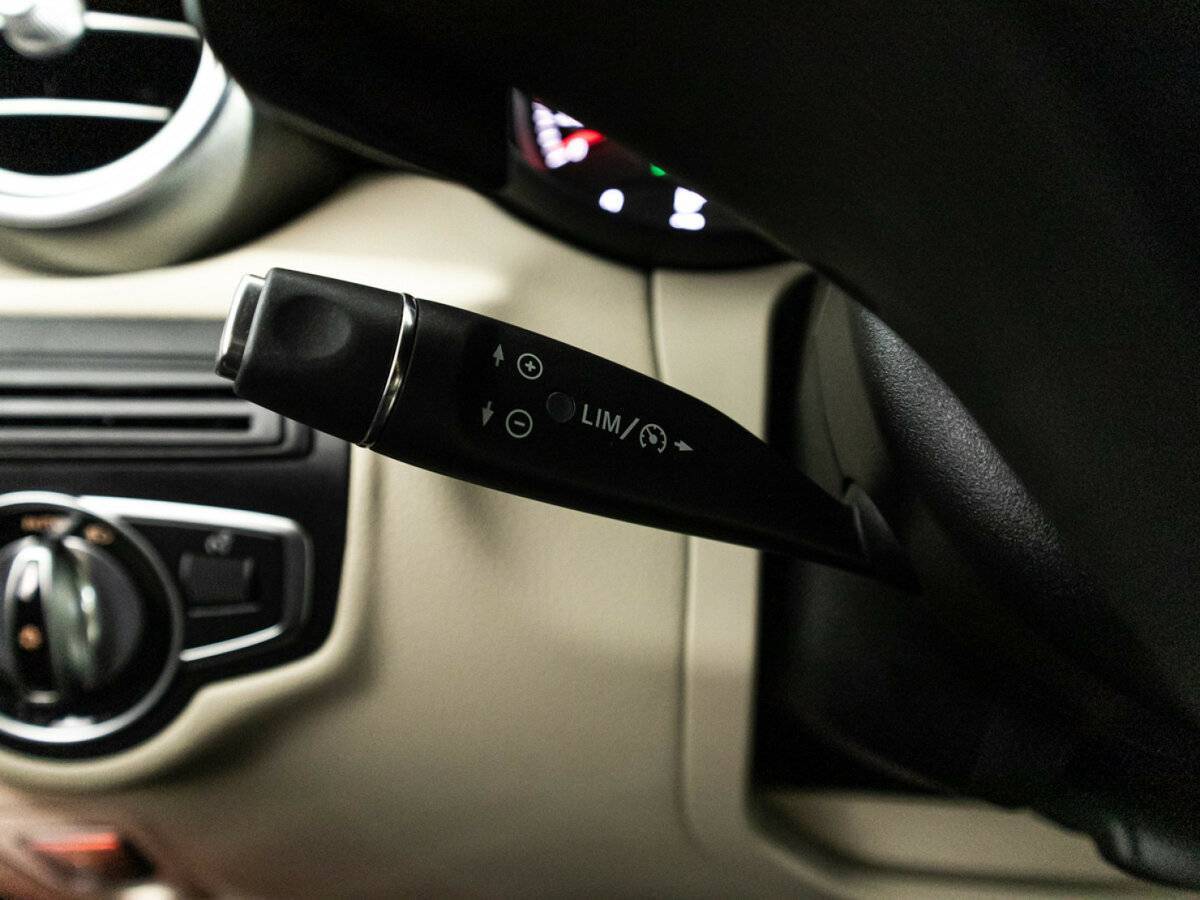 Купить Mercedes-Benz GLC с пробегом. Фото: #21