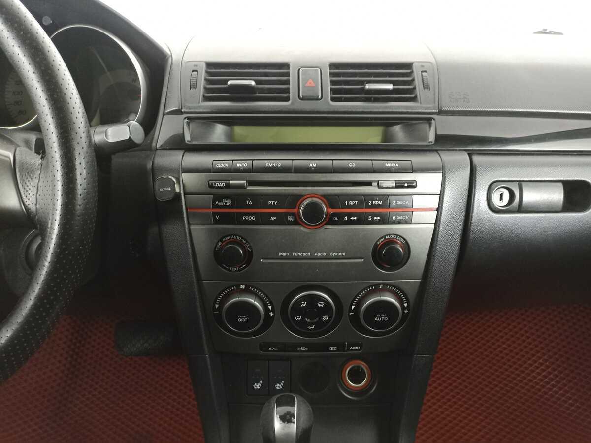 Купить Mazda 3 с пробегом. Фото: #14