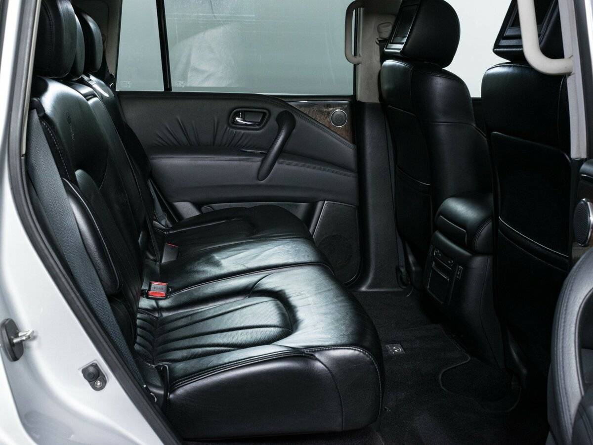 Купить Infiniti QX56 с пробегом. Фото: #13