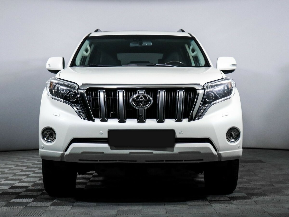 Купить Toyota Land Cruiser Prado с пробегом. Фото: #1