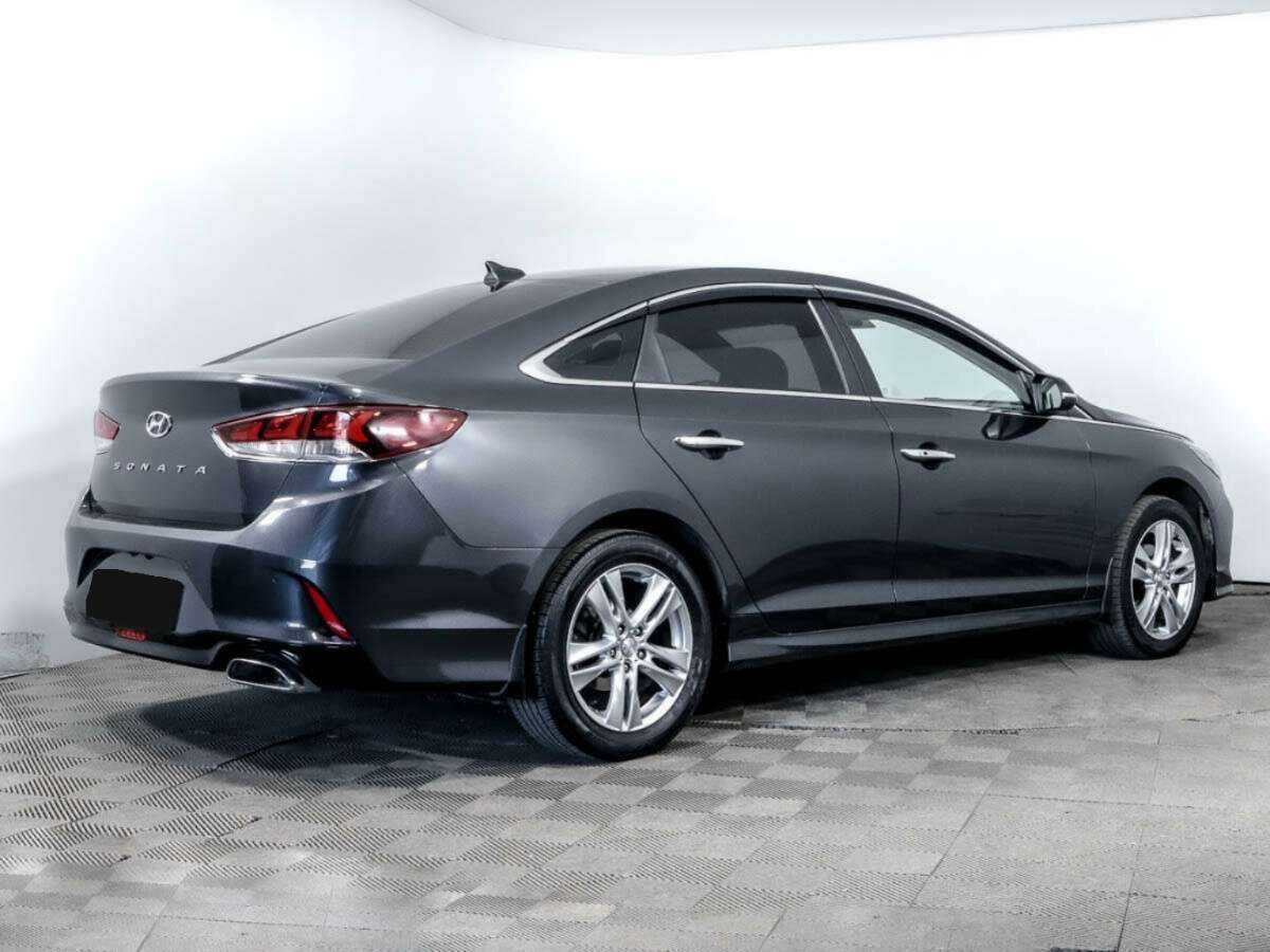 Купить Hyundai Sonata с пробегом. Фото: #3