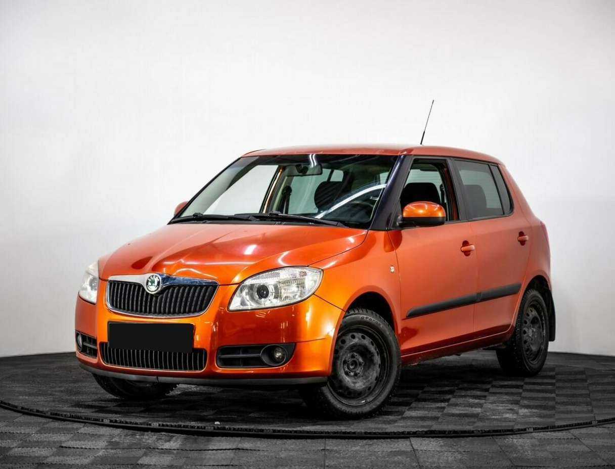 Купить Skoda Fabia с пробегом. Посмотреть фото