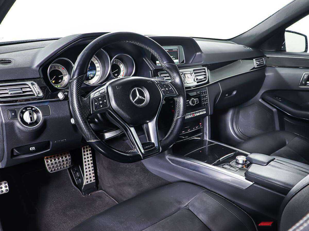 Купить Mercedes-Benz E-Класс с пробегом. Фото: #12