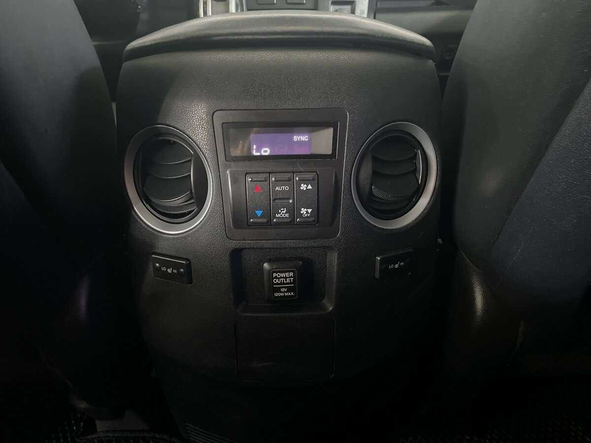 Купить Honda Pilot с пробегом. Фото: #18