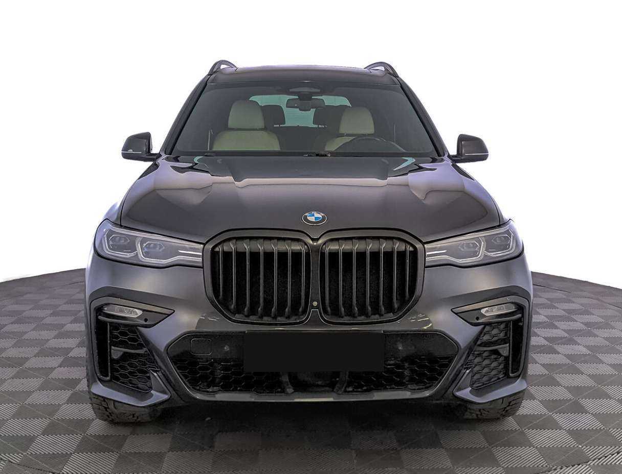 Купить BMW X7 с пробегом. Фото: #1