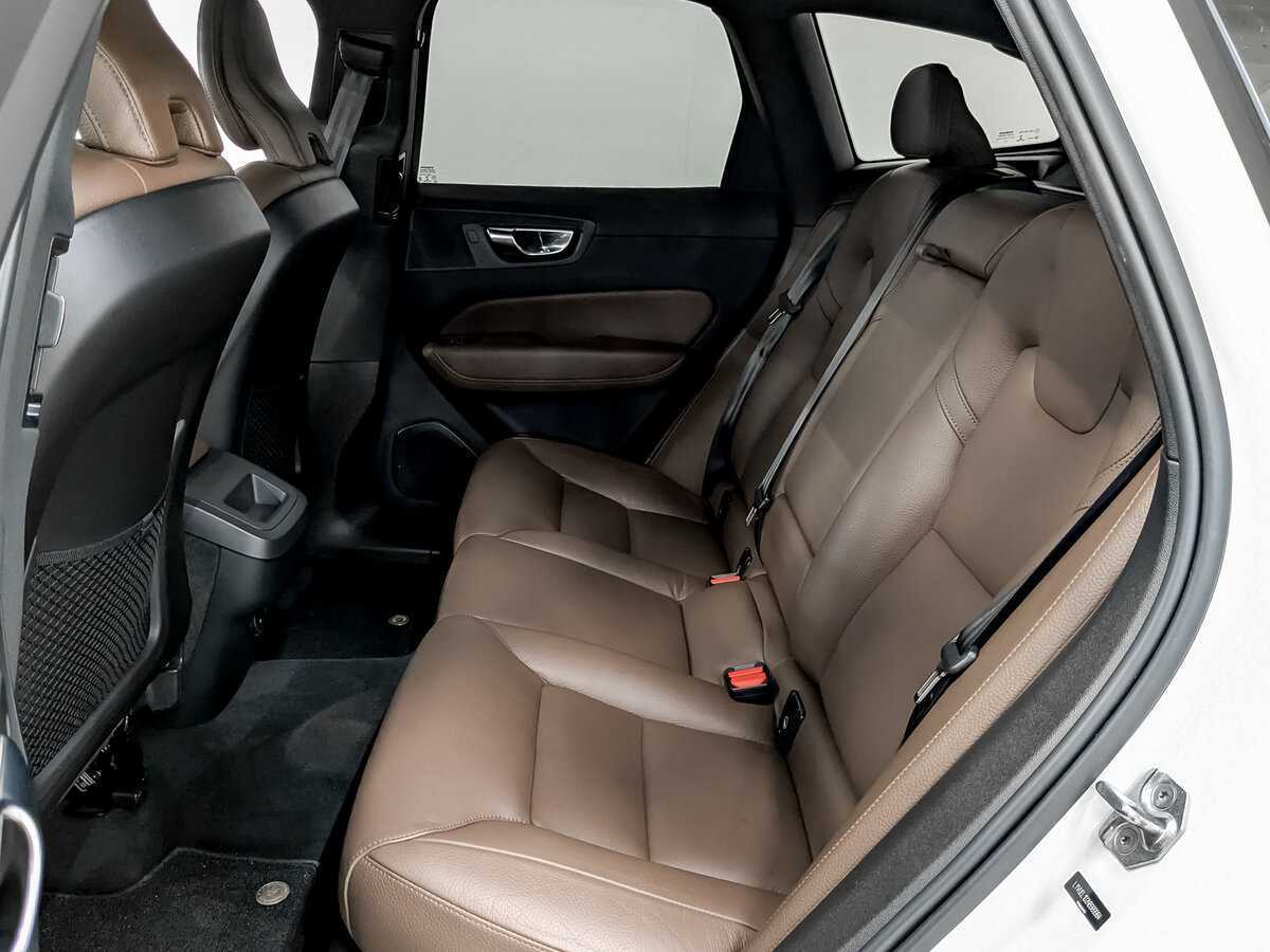 Купить Volvo XC60 с пробегом. Фото: #11