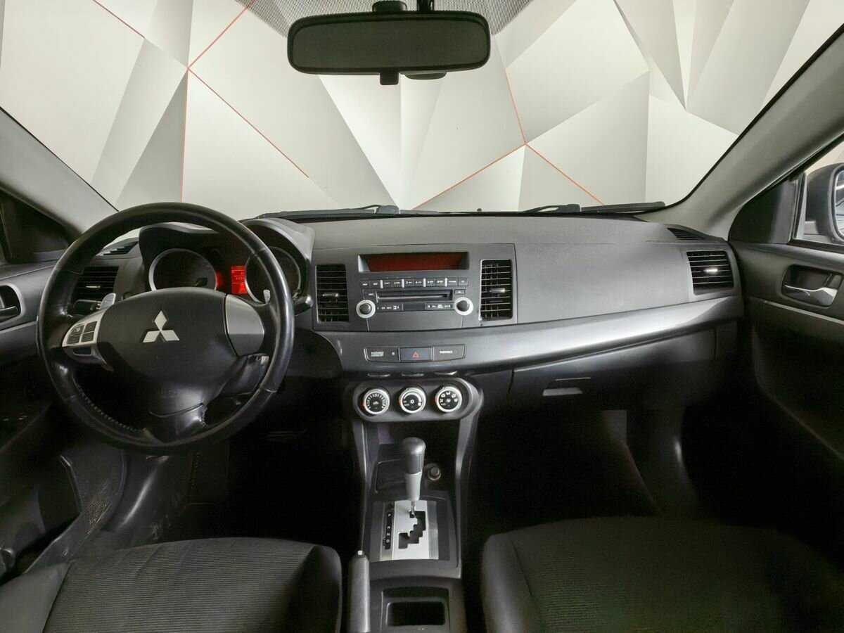 Купить Mitsubishi Lancer с пробегом. Фото: #9