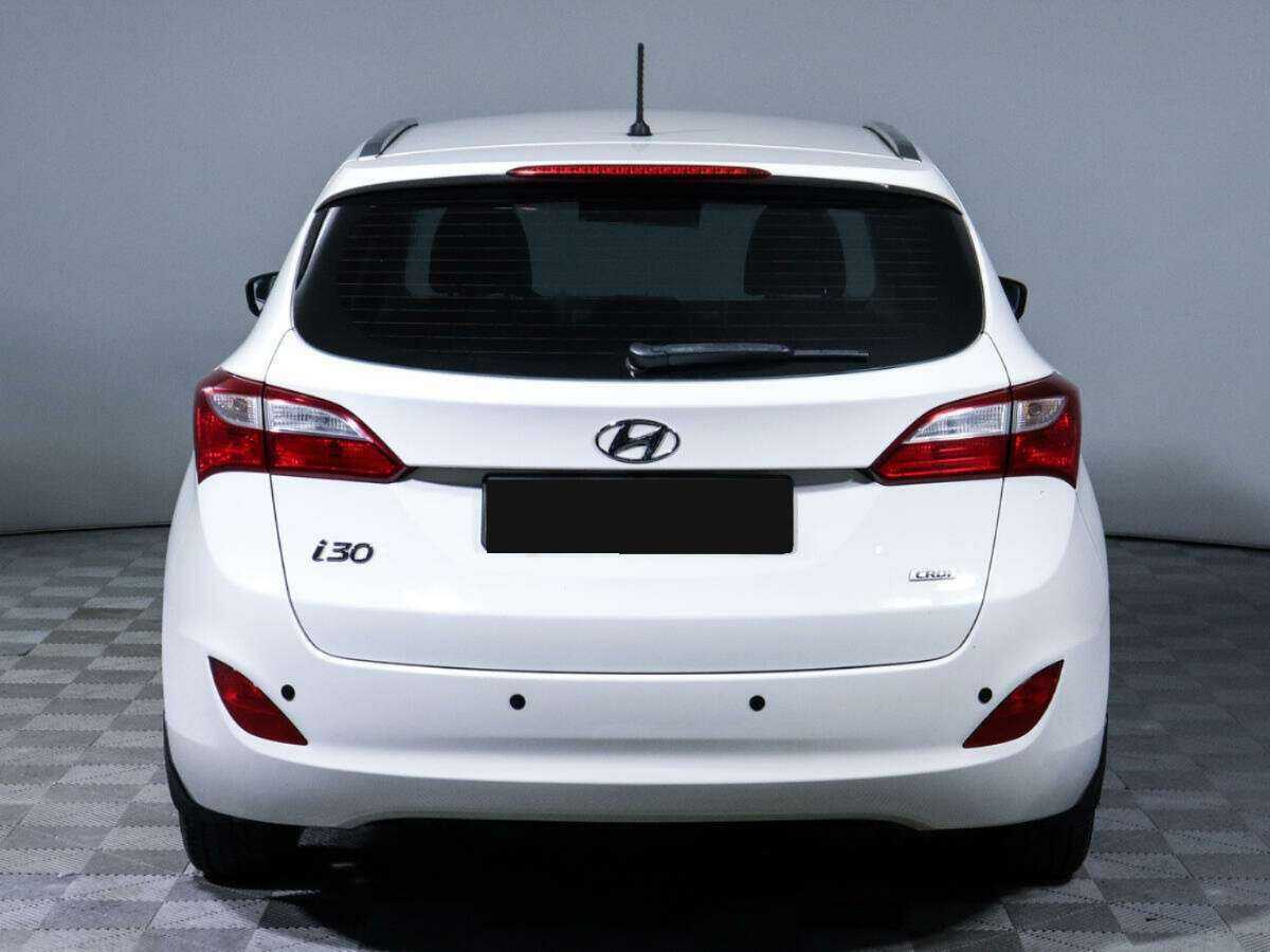 Купить Hyundai i30 с пробегом. Фото: #4