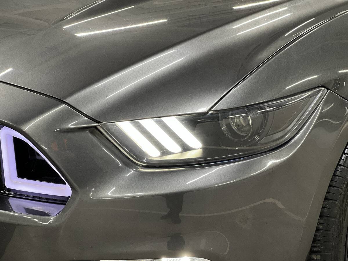 Купить Ford Mustang с пробегом. Фото: #16