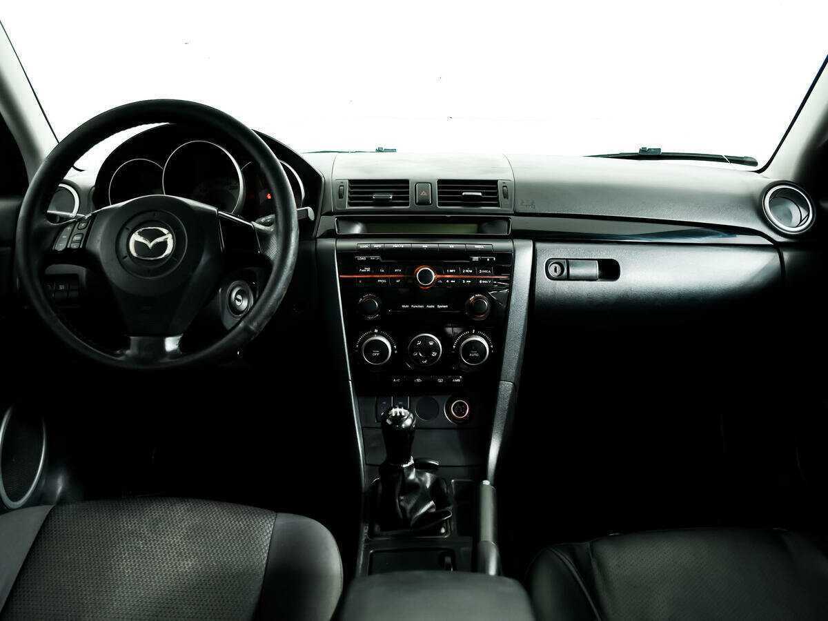 Купить Mazda 3 с пробегом. Фото: #10