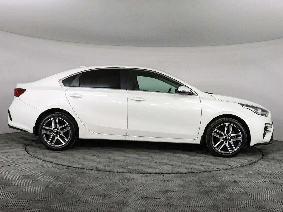 Купить Kia Cerato с пробегом. Фото: #3