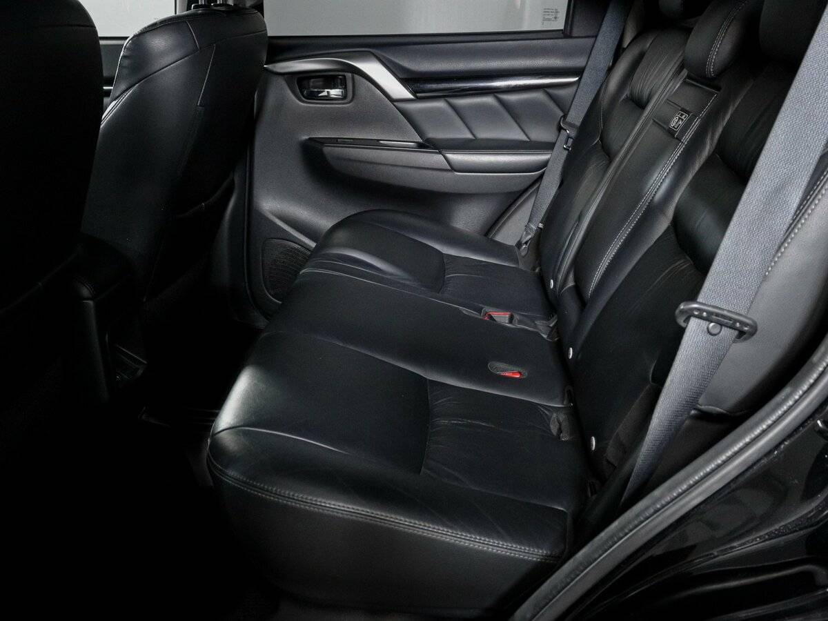 Купить Mitsubishi Pajero Sport с пробегом. Фото: #7