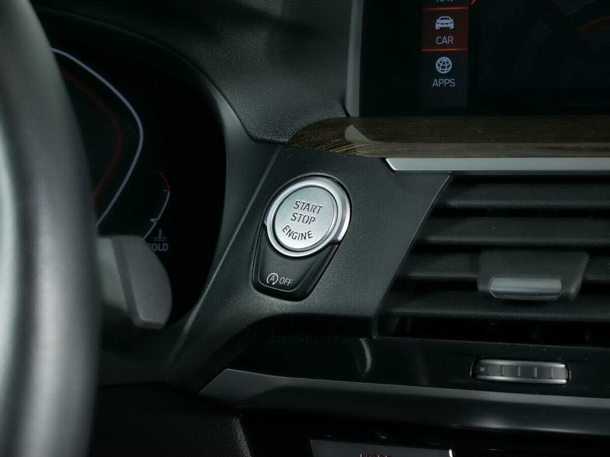 Купить BMW X4 с пробегом. Фото: #16
