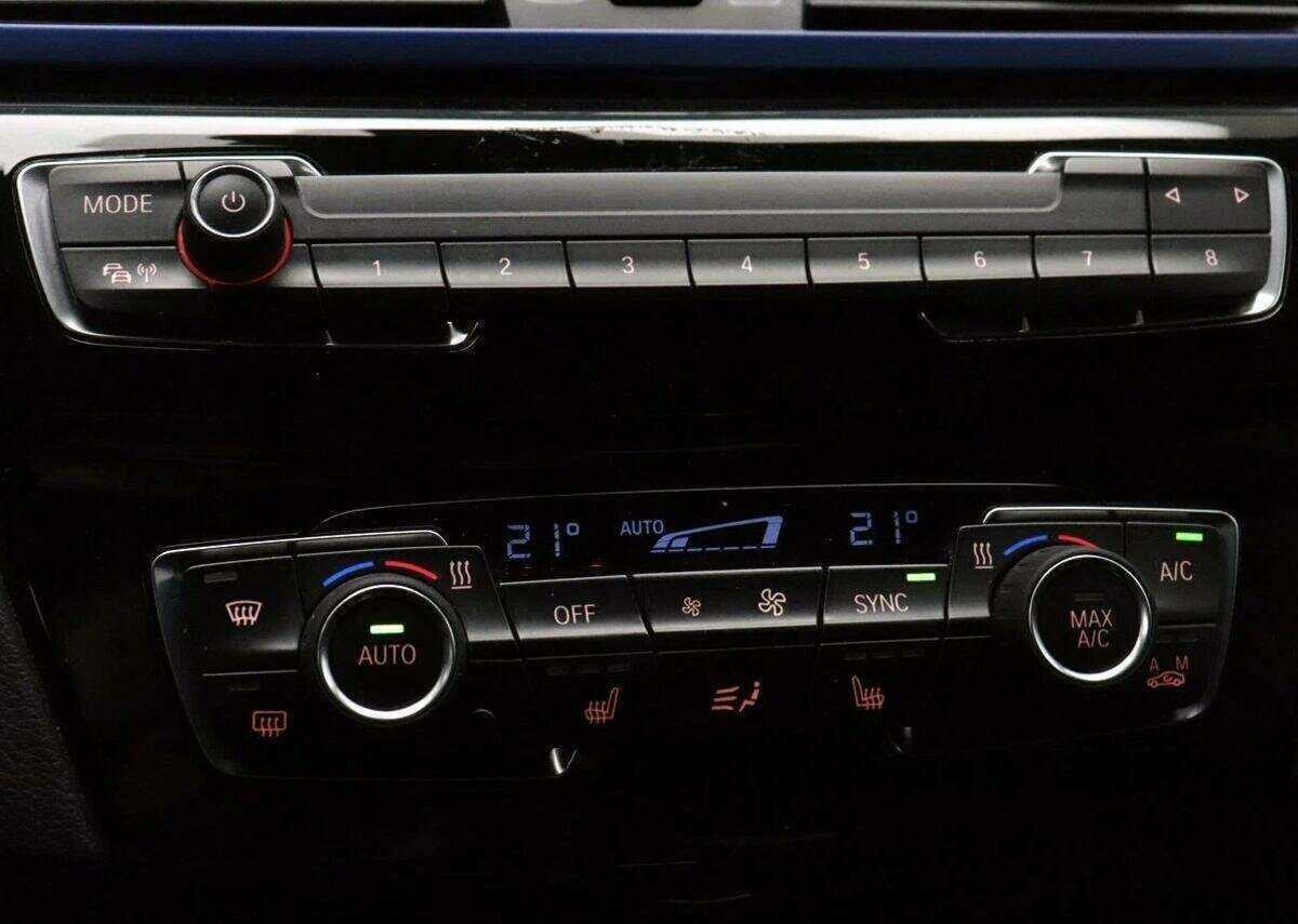 Купить BMW X1 с пробегом. Фото: #10