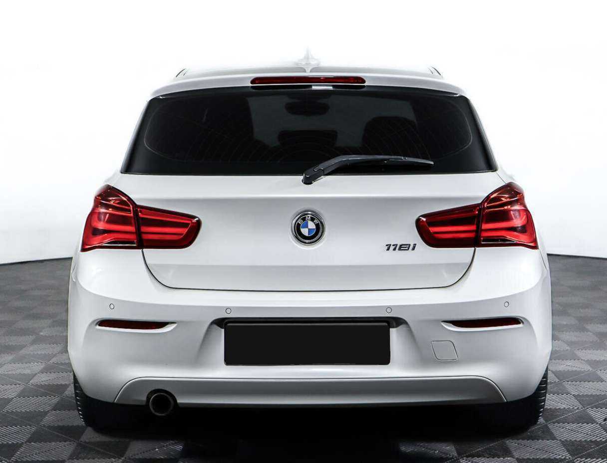 Купить BMW 1 серии с пробегом. Фото: #2