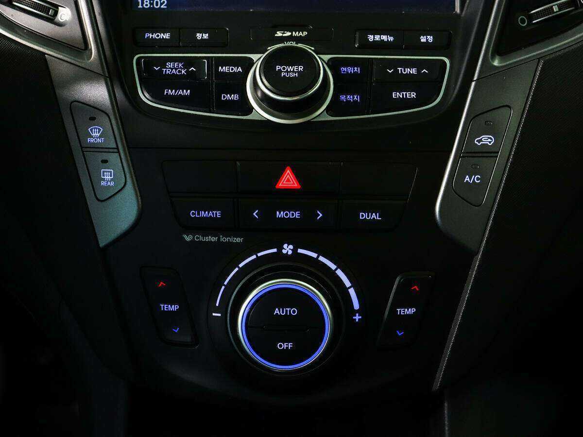 Купить Hyundai Santa Fe с пробегом. Фото: #17