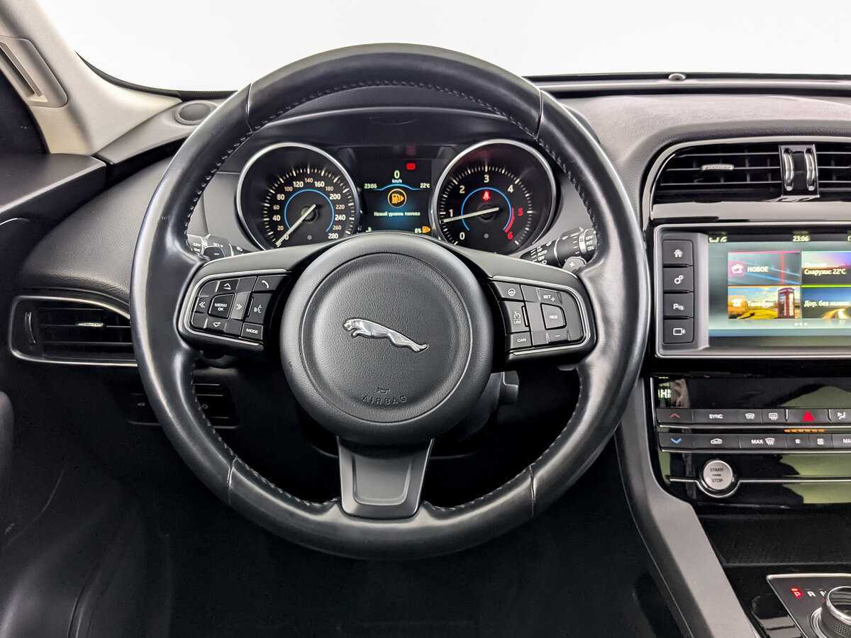 Купить Jaguar F-Pace с пробегом. Фото: #19