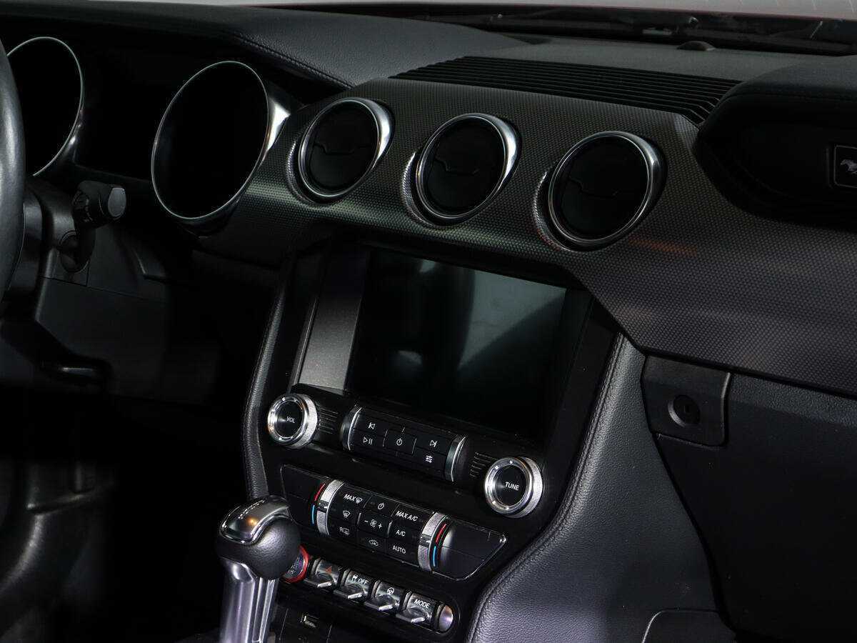 Купить Ford Mustang с пробегом. Фото: #12