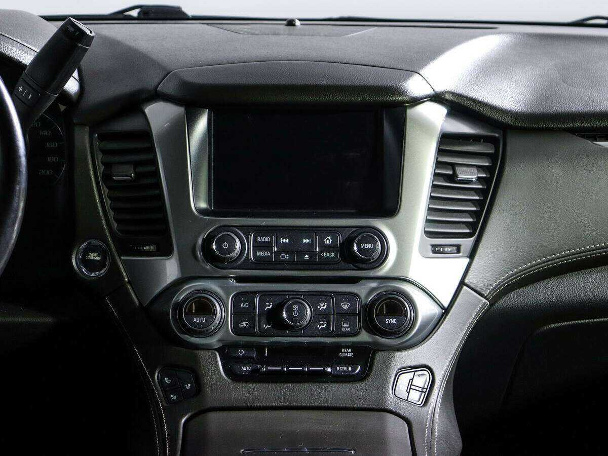 Купить Chevrolet Tahoe с пробегом. Фото: #10