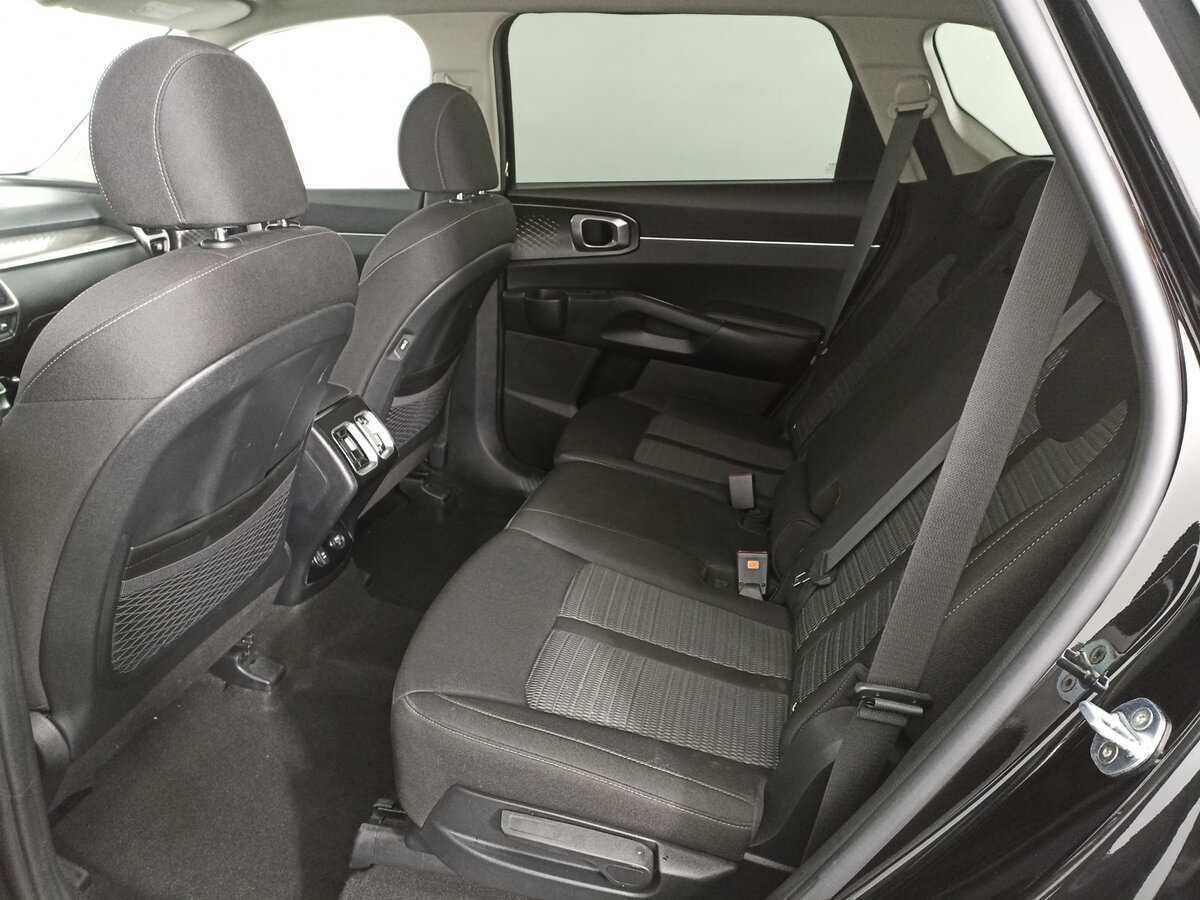 Купить Kia Sorento с пробегом. Фото: #11