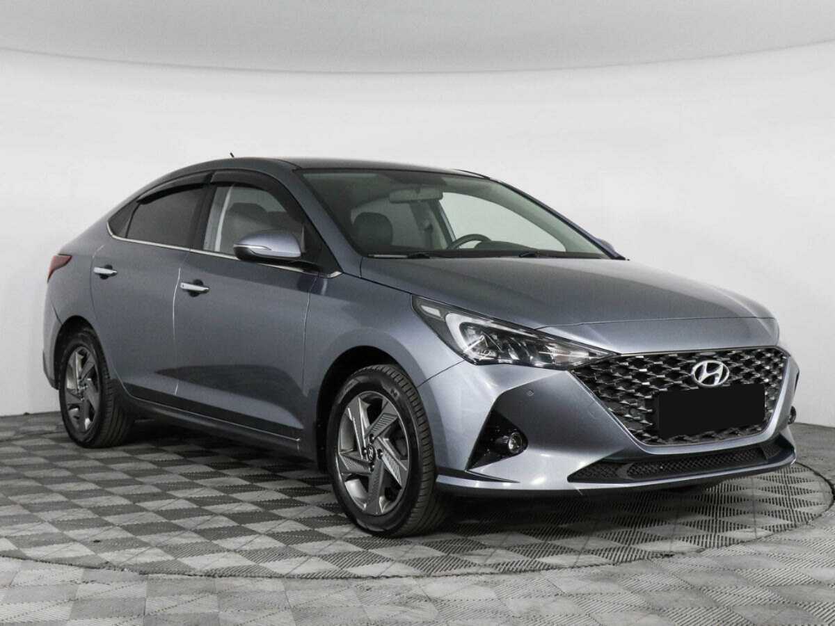 Купить Hyundai Solaris с пробегом. Фото: #2