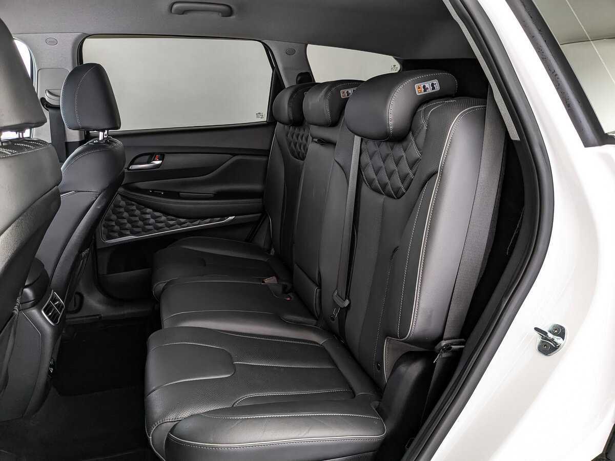 Купить Hyundai Santa Fe с пробегом. Фото: #17