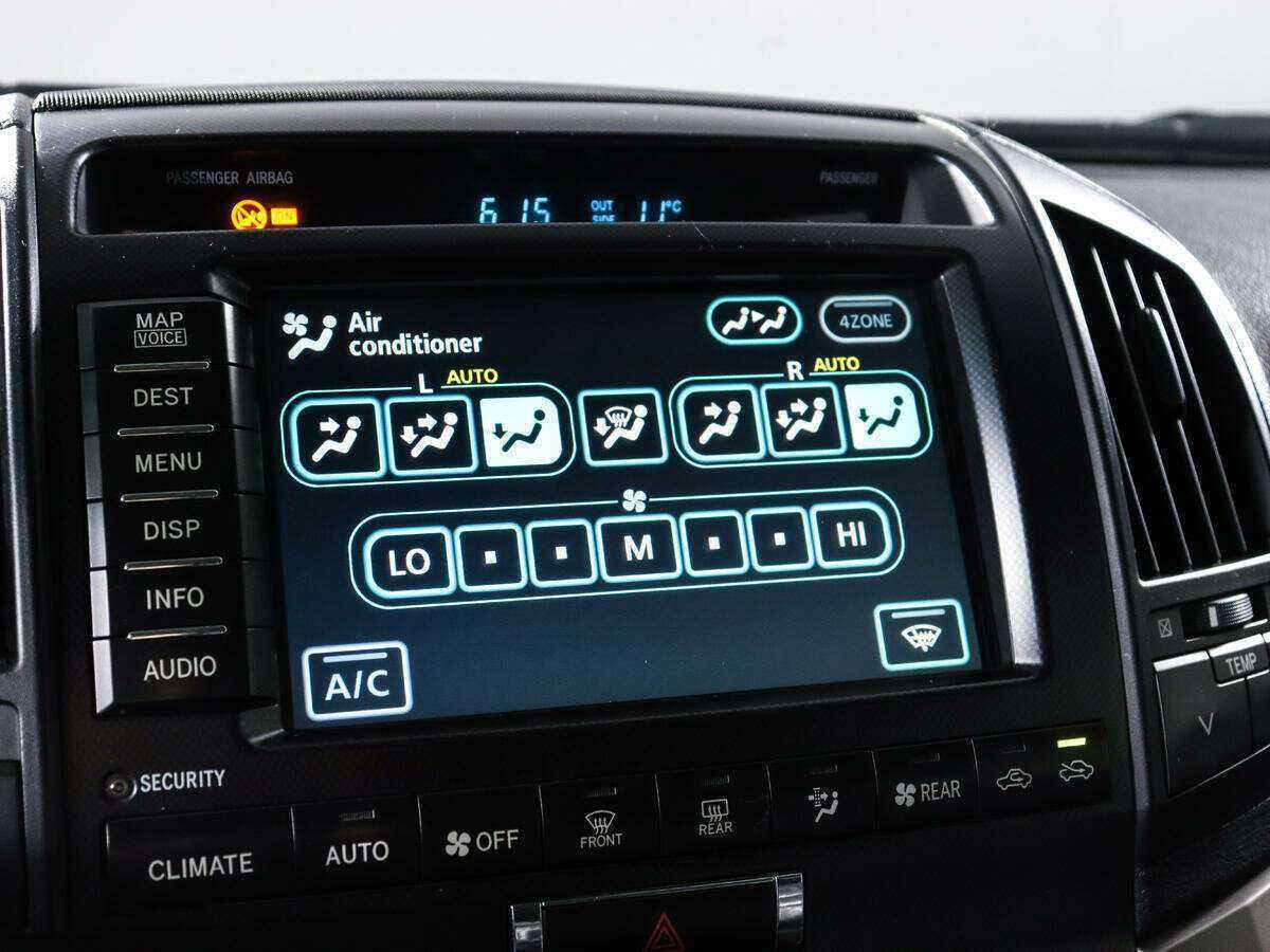Купить Toyota Land Cruiser с пробегом. Фото: #12