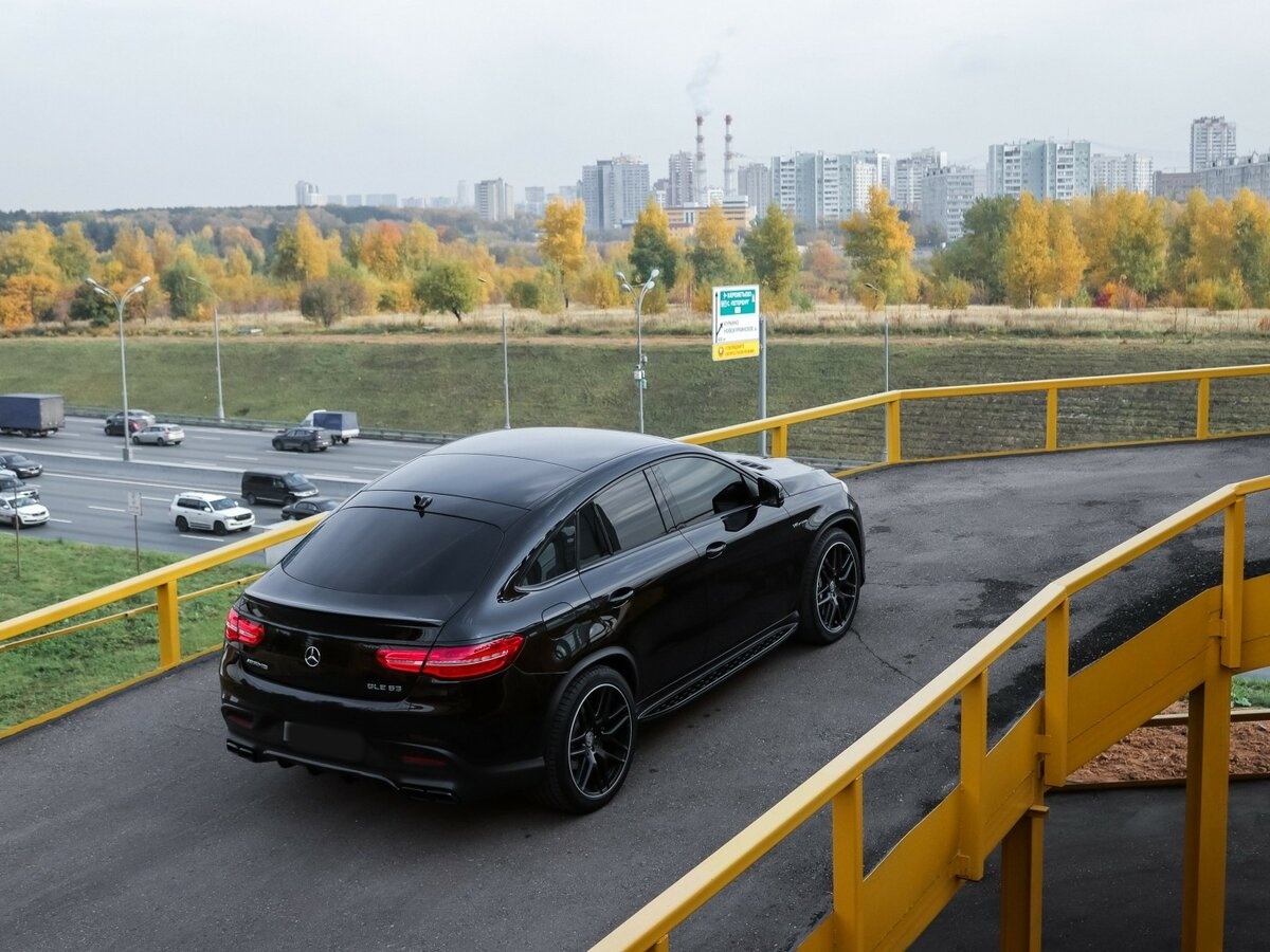 Купить Mercedes-Benz GLE Coupe AMG с пробегом. Фото: #15