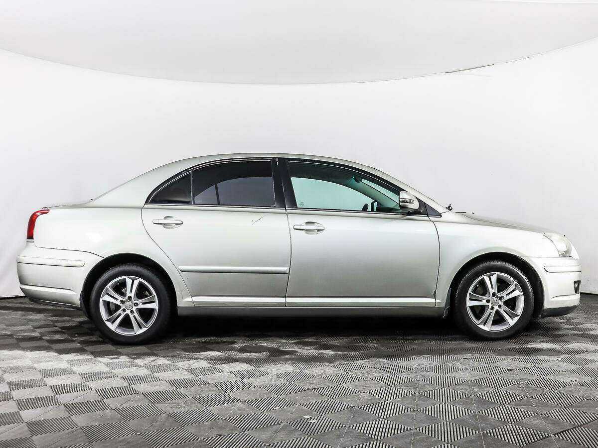 Купить Toyota Avensis с пробегом. Фото: #3