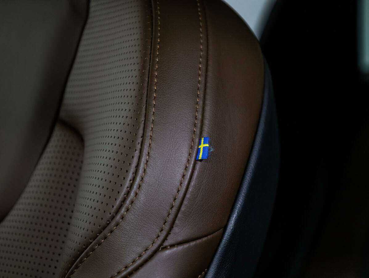 Купить Volvo XC60 с пробегом. Фото: #20