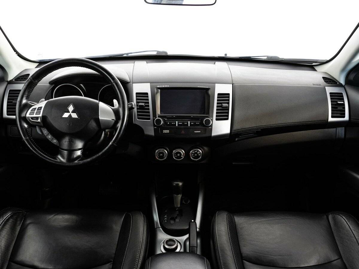 Купить Mitsubishi Outlander с пробегом. Фото: #9