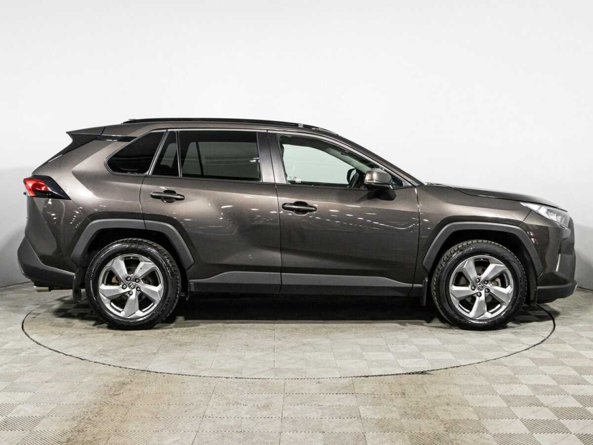 Купить Toyota RAV4 с пробегом. Фото: #3