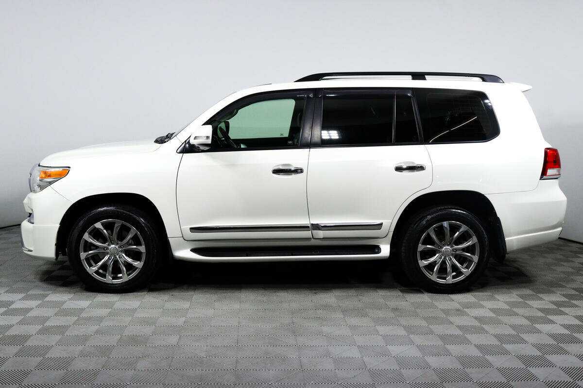 Купить Toyota Land Cruiser с пробегом. Фото: #5