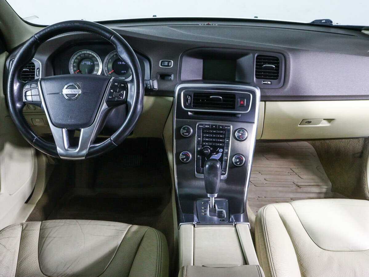 Купить Volvo S60 с пробегом. Фото: #11