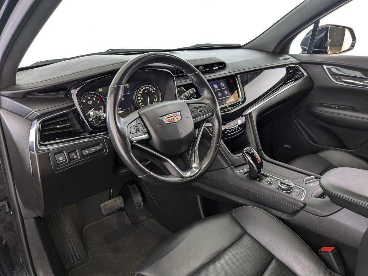 Купить Cadillac XT6 с пробегом. Фото: #13