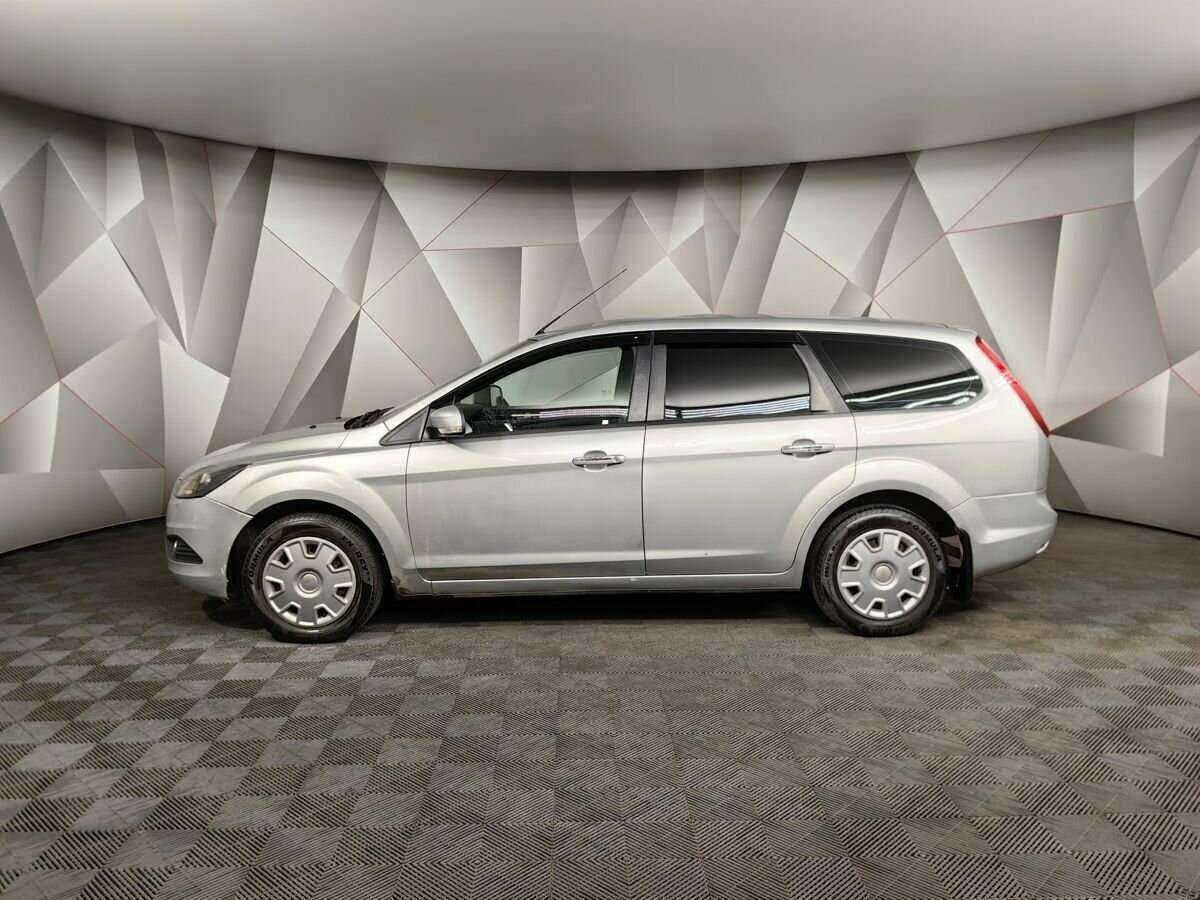 Купить Ford Focus с пробегом. Фото: #4