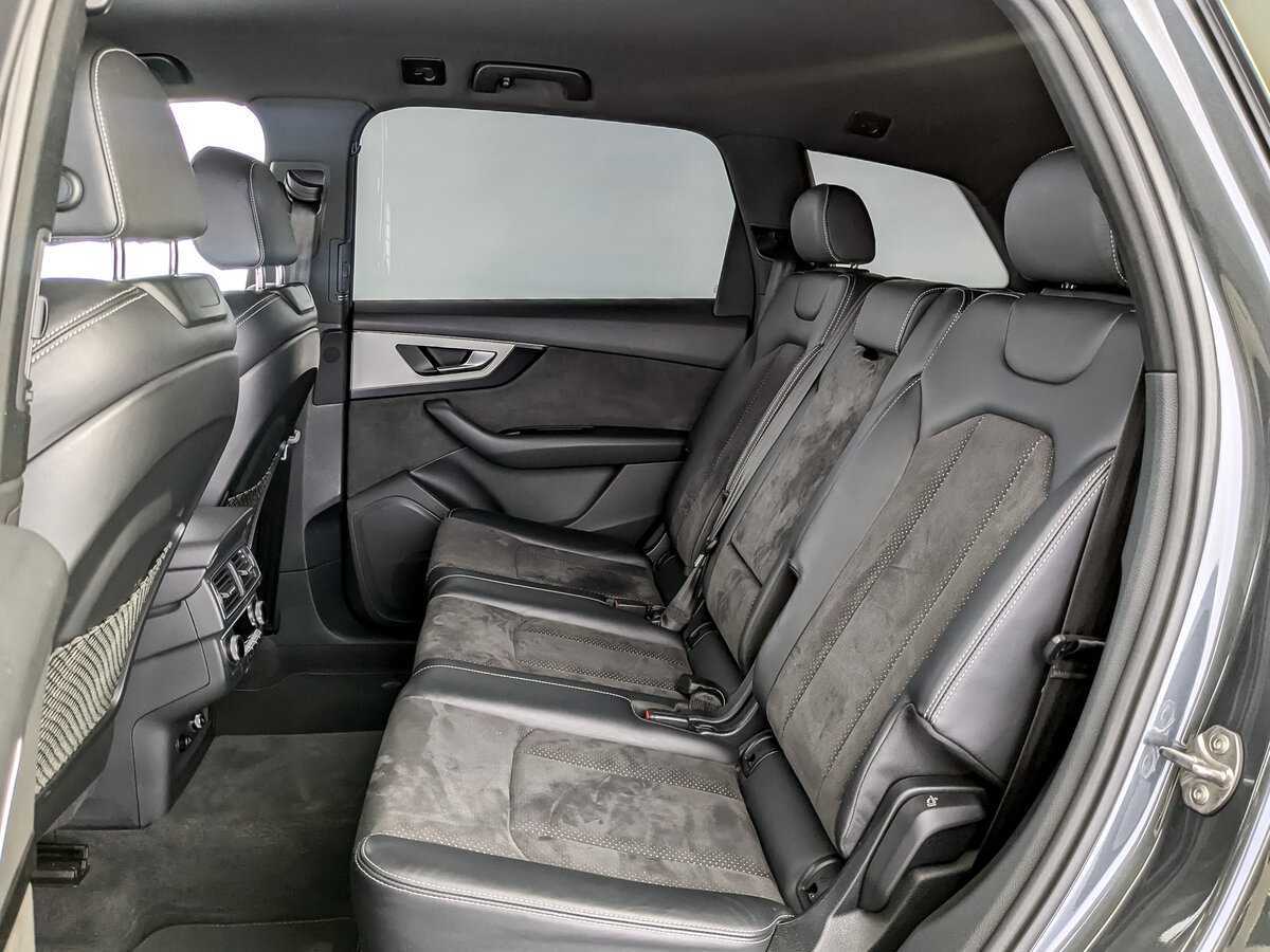 Купить Audi Q7 с пробегом. Фото: #9