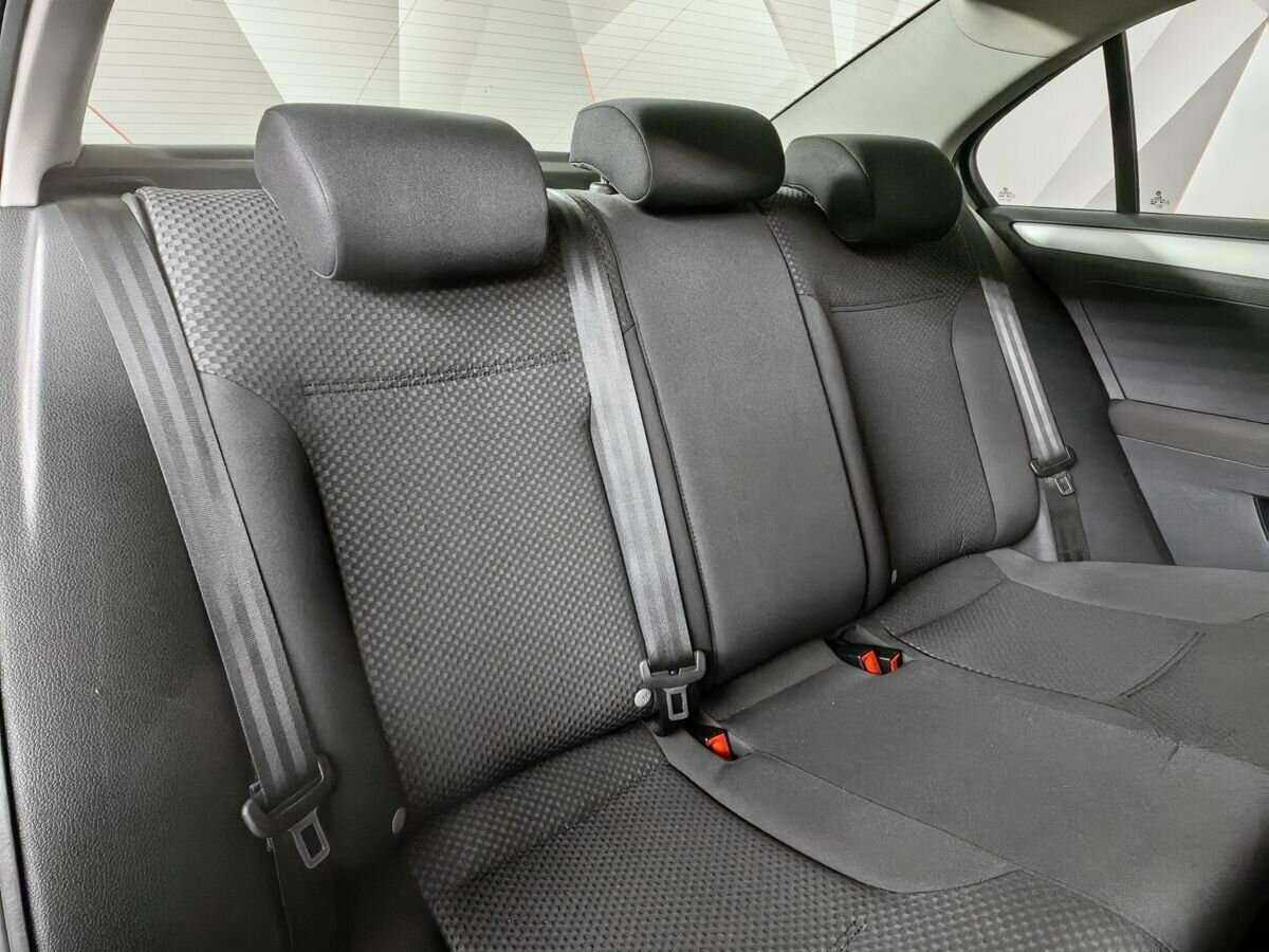 Купить Volkswagen Jetta с пробегом. Фото: #12
