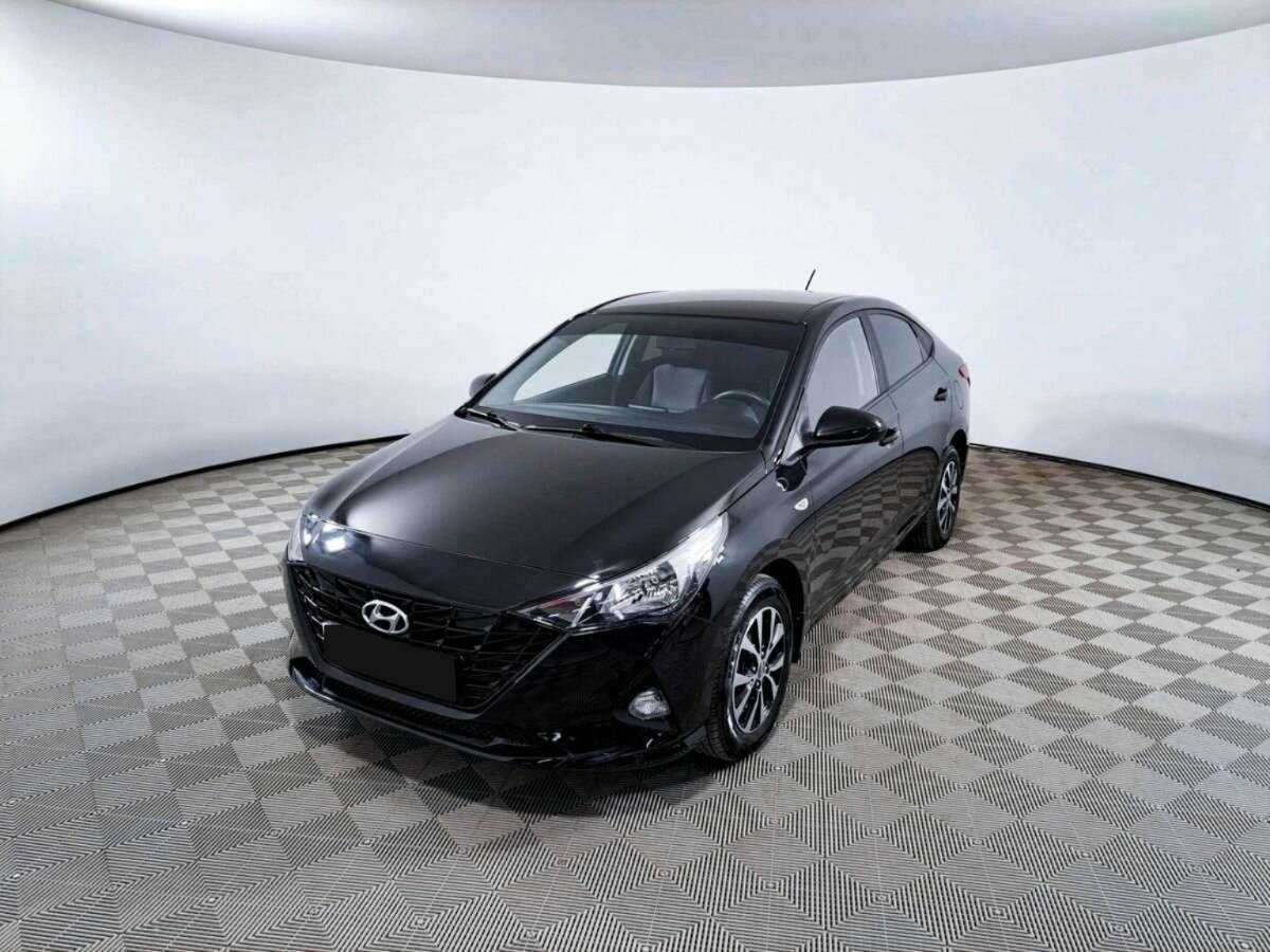 Купить Hyundai Solaris с пробегом. Фото: #0