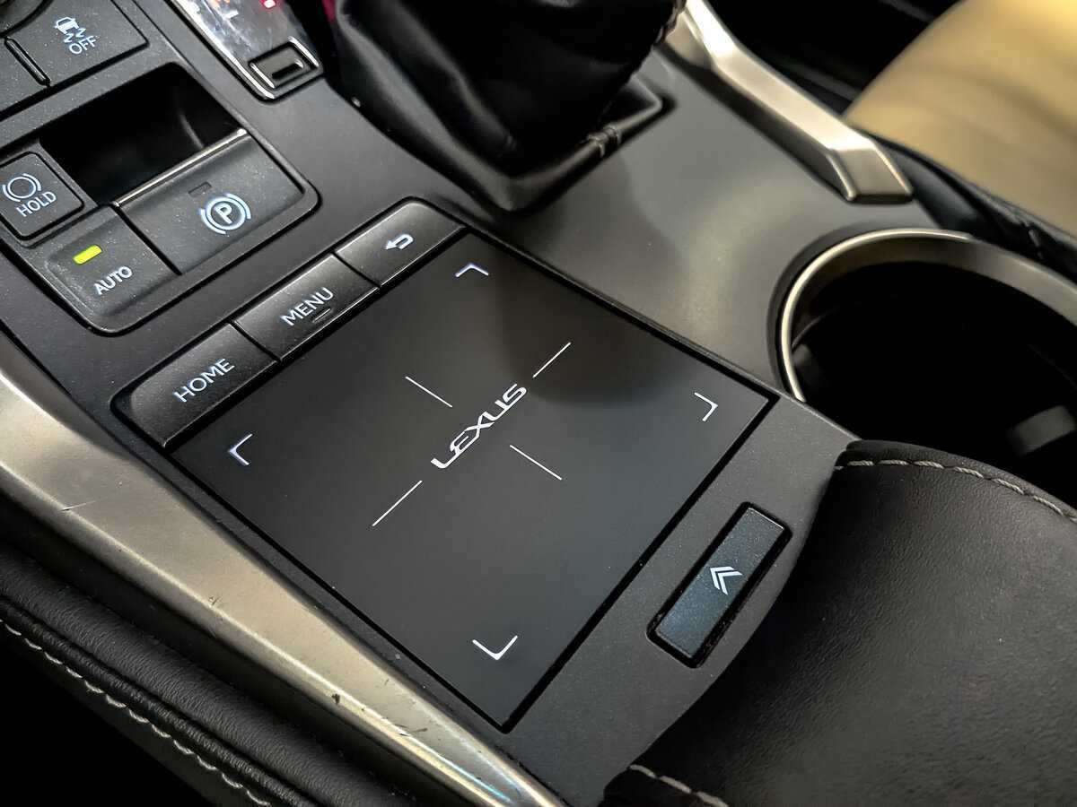 Купить Lexus NX с пробегом. Фото: #28