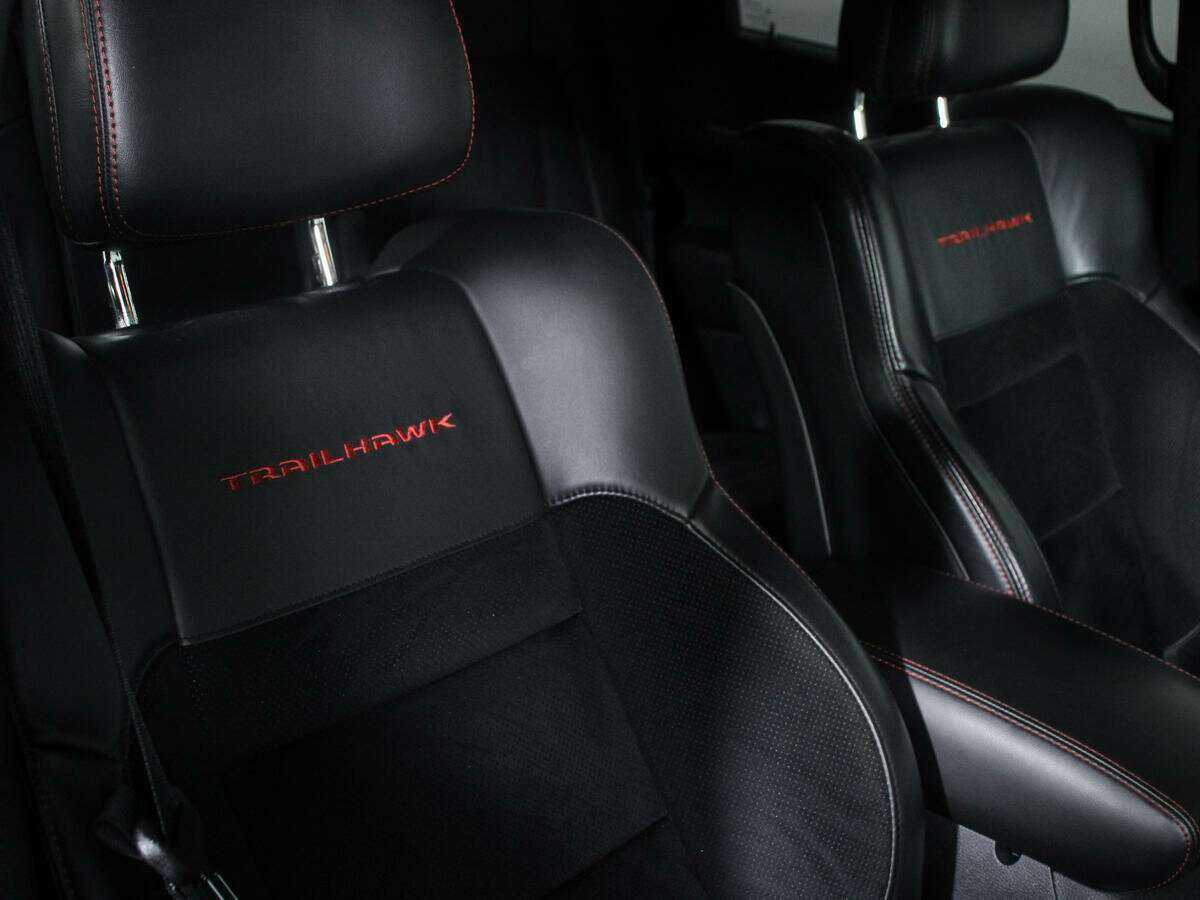 Купить Jeep Grand Cherokee с пробегом. Фото: #24