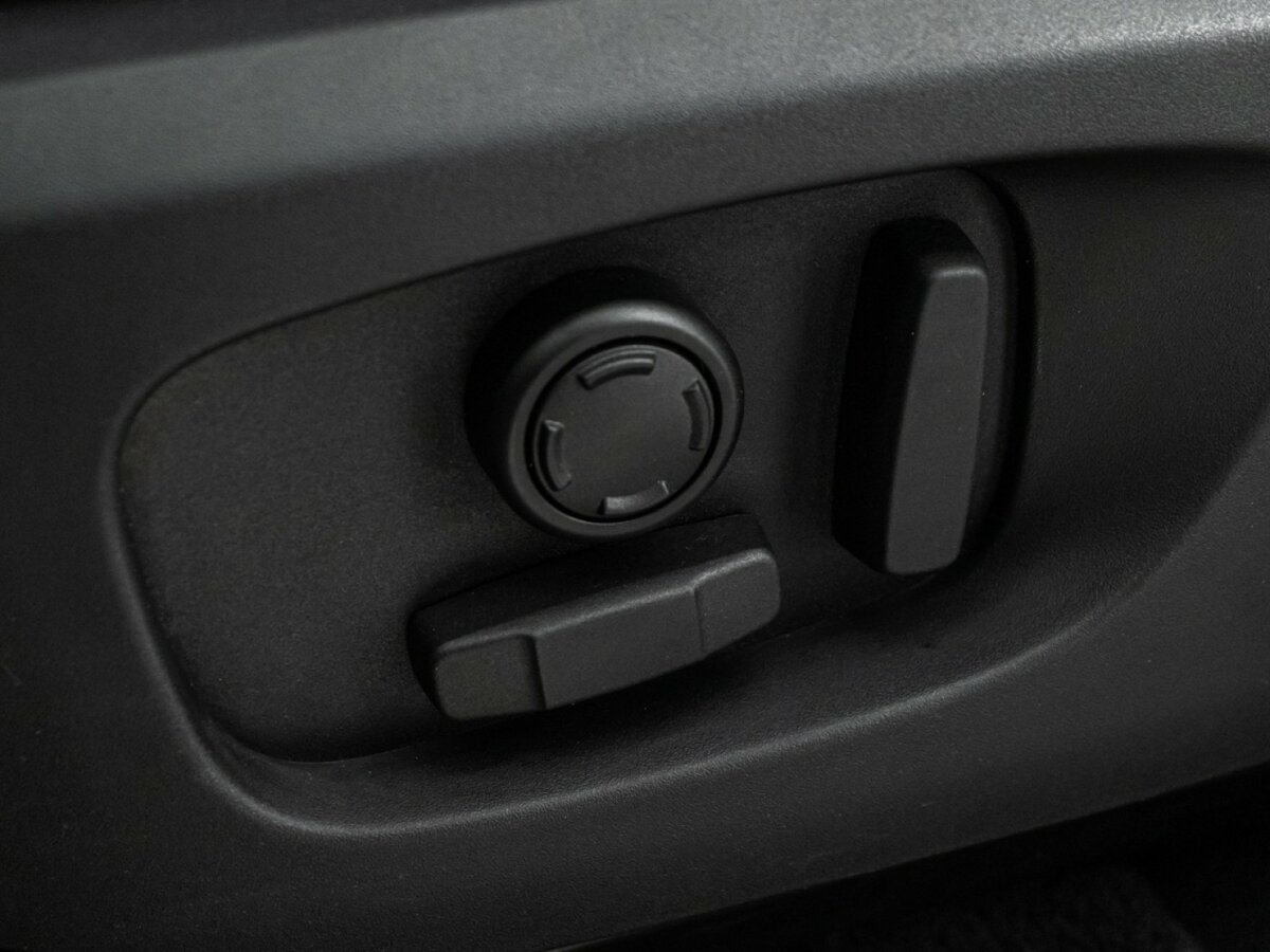 Купить Land Rover Discovery Sport с пробегом. Фото: #14