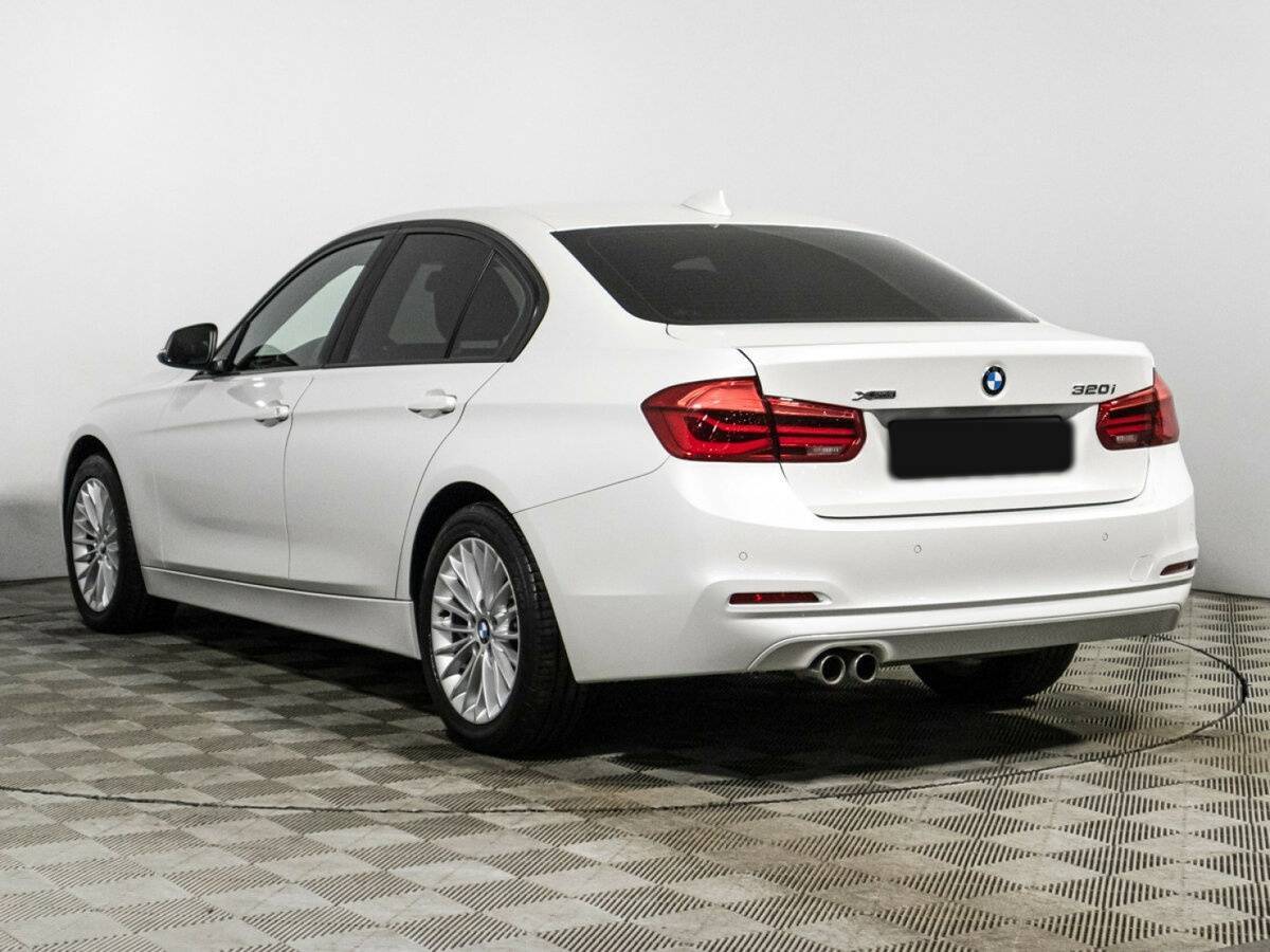 Купить BMW 3 серии с пробегом. Фото: #6