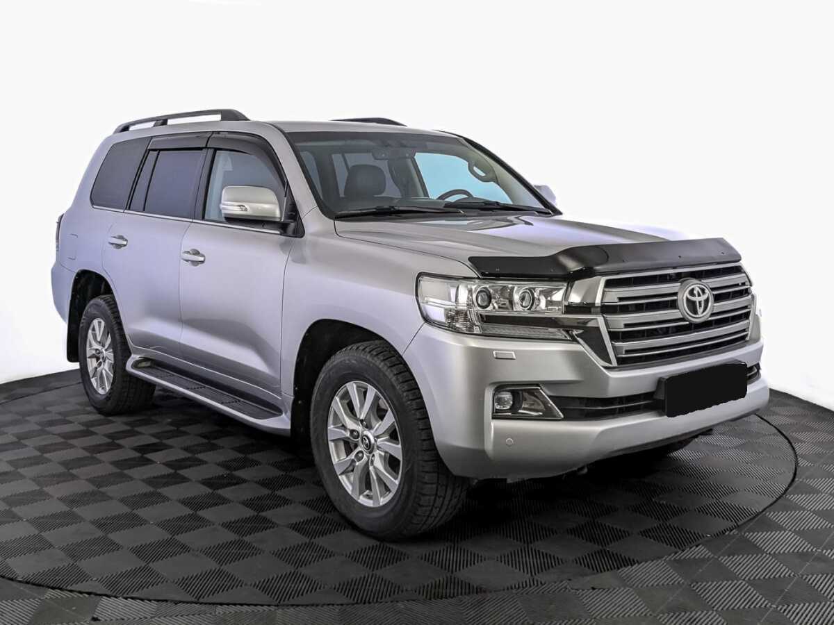 Купить Toyota Land Cruiser с пробегом. Фото: #2