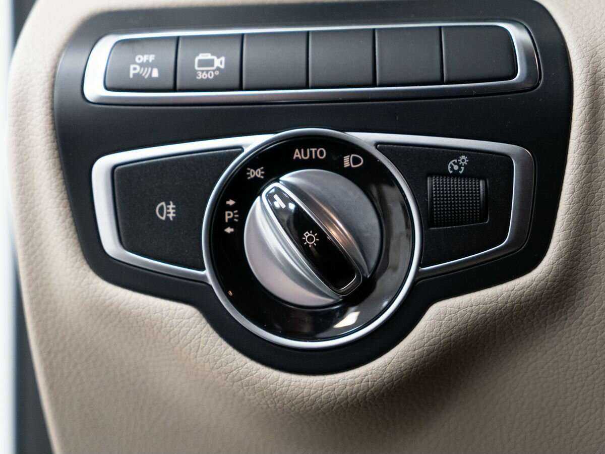 Купить Mercedes-Benz GLC с пробегом. Фото: #18