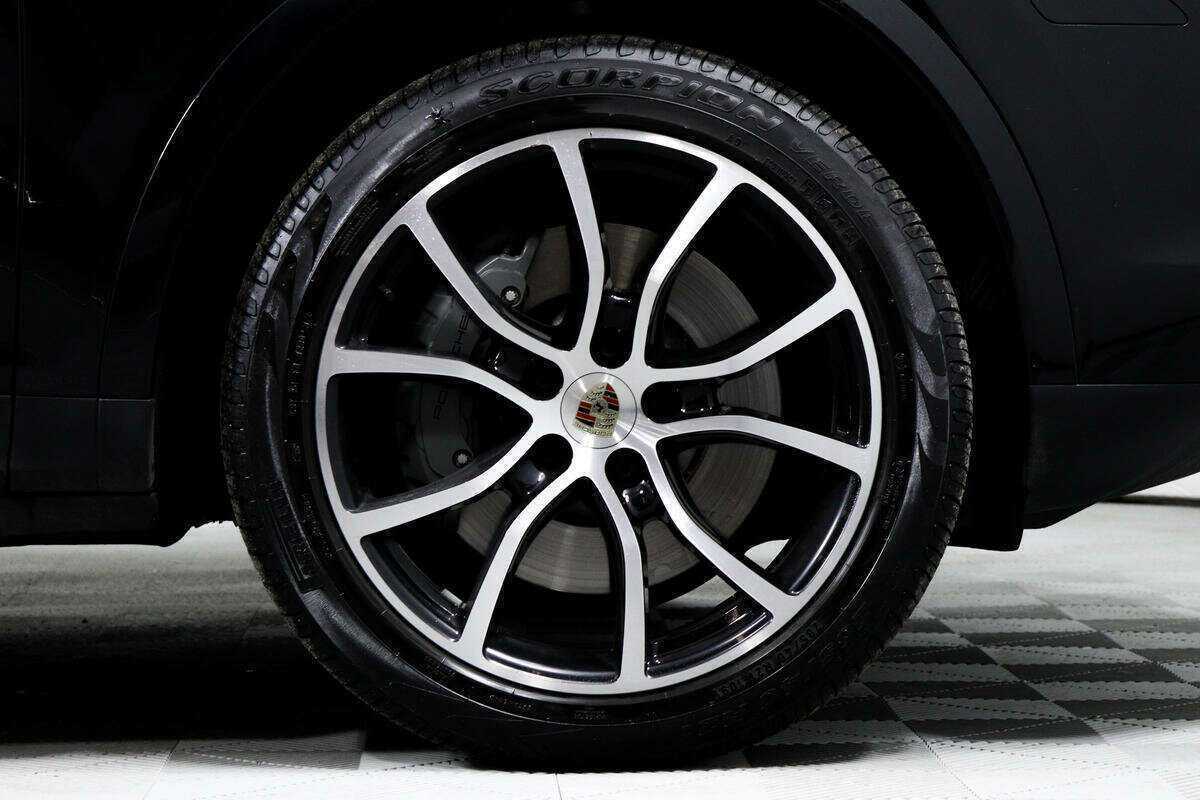 Купить Porsche Cayenne с пробегом. Фото: #9