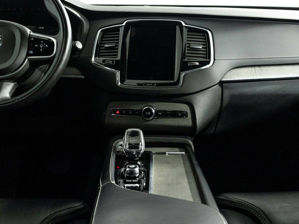 Купить Volvo XC90 с пробегом. Фото: #11