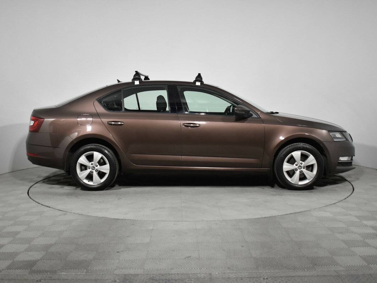 Купить Skoda Octavia с пробегом. Фото: #3