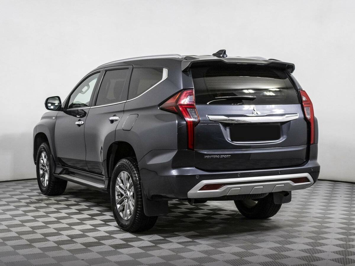Купить Mitsubishi Montero Sport с пробегом. Фото: #5
